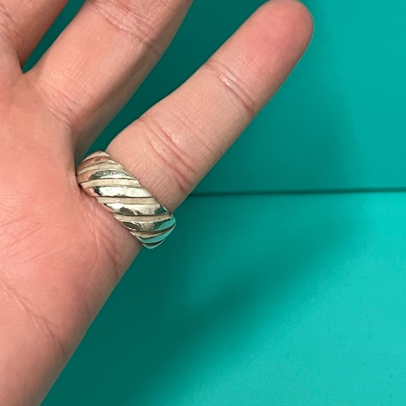 🌸🌸 Authentic Tiffany & Co. Vintage Atlas Groove Ring - Picture 4 of 5